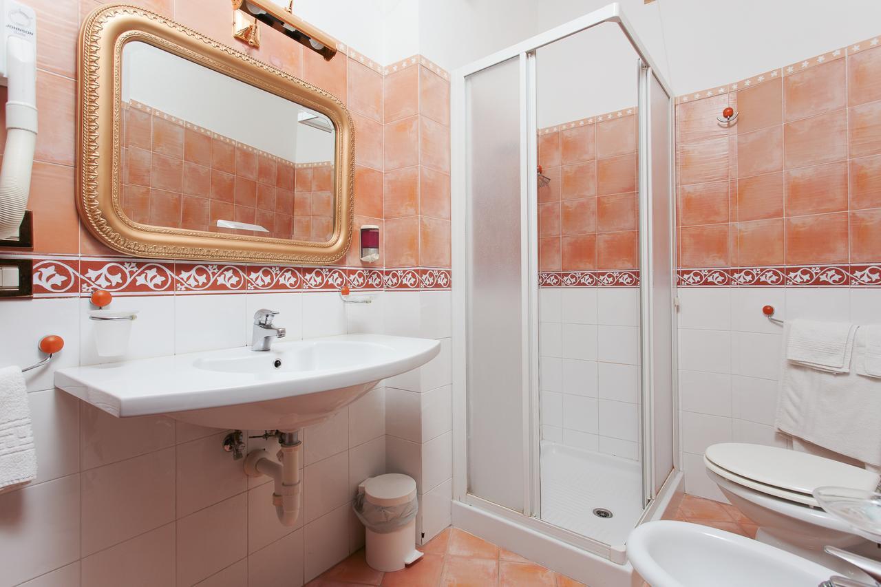 Residence Hotel Bologna ミラノ・マリッティマ エクステリア 写真