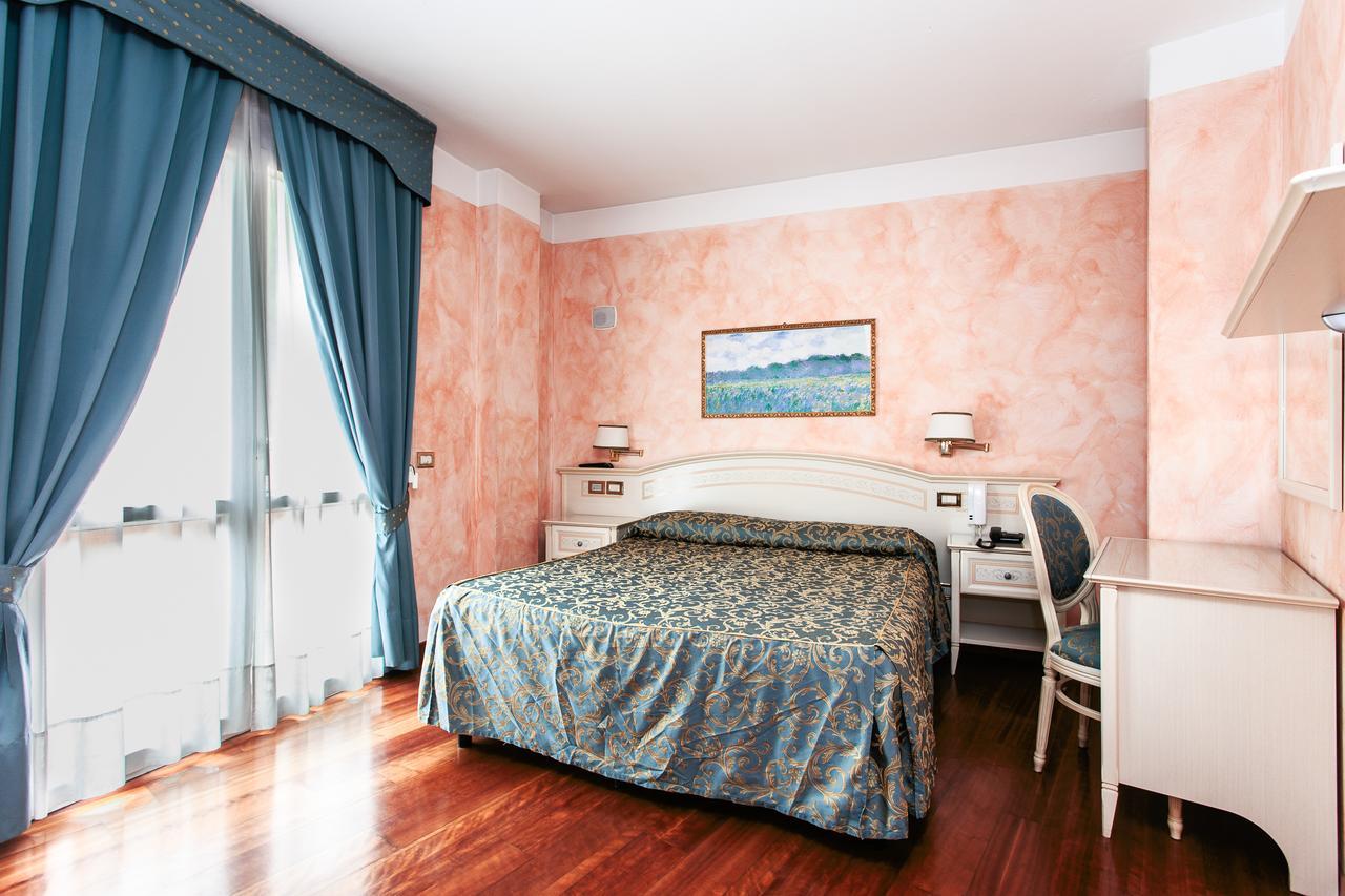 Residence Hotel Bologna ミラノ・マリッティマ エクステリア 写真
